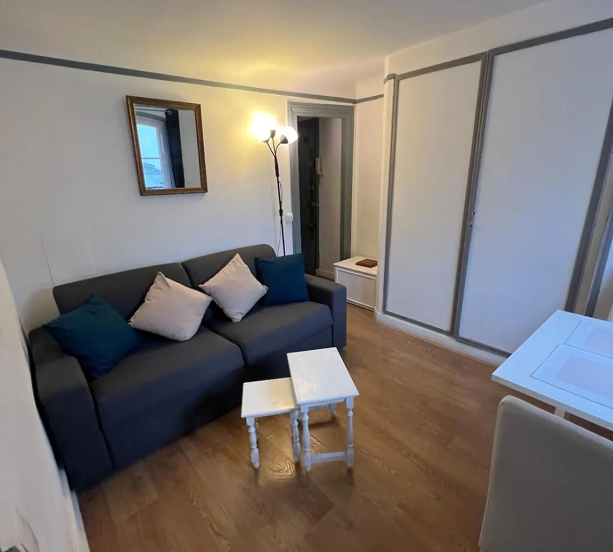 Appartement Proche Champs Elysee Paris 8E Apartment