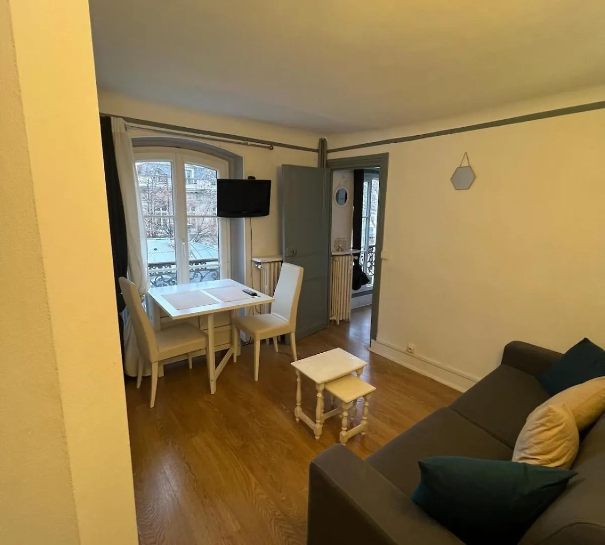 Appartement Proche Champs Elysee Paris 8E