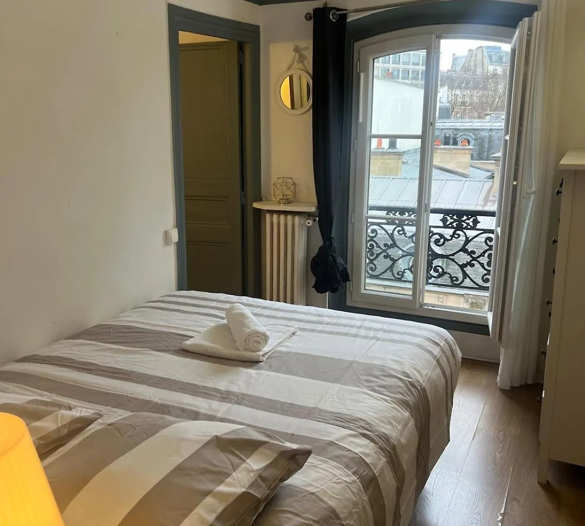 Appartement Proche Champs Elysee Paris 8E Apartamento