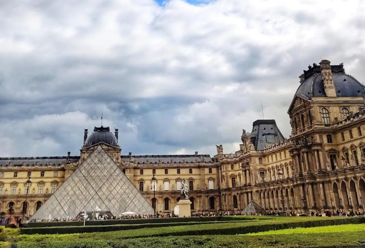 Appartement Proche Champs Elysee Paris 8E